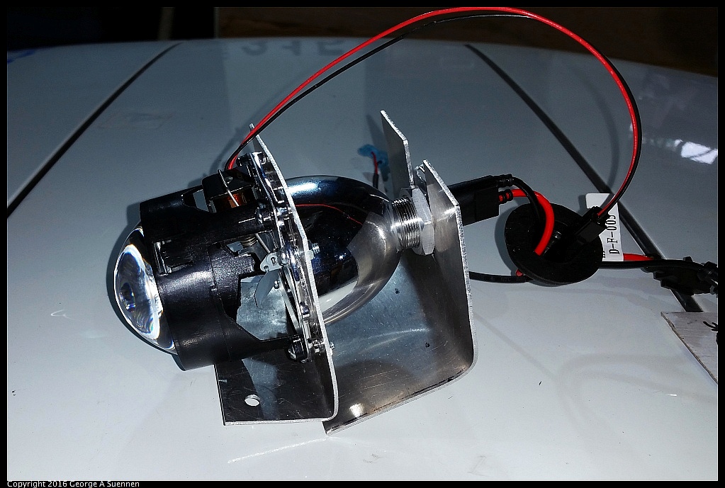 20160624_073911.jpg - Projector and HID light mounting bracket